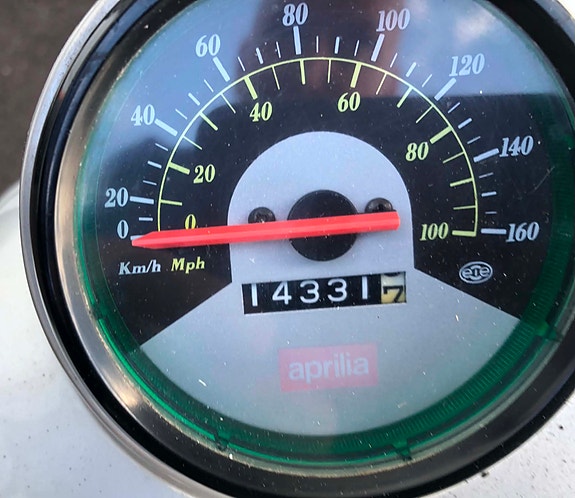 Aprilia Classic 125 3 of 12