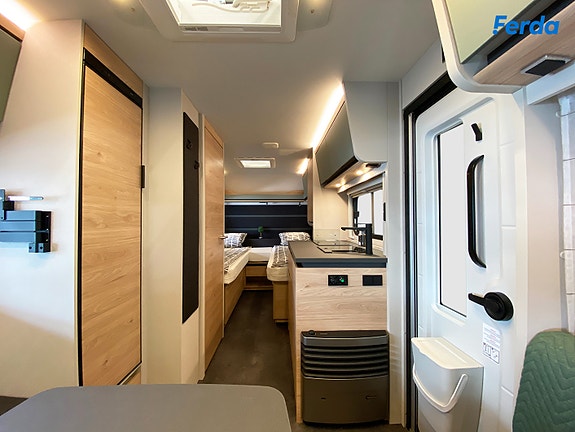 Dethleffs Camper 460 EL 5 of 17