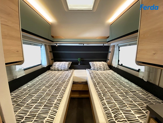 Dethleffs Camper 460 EL 9 of 17