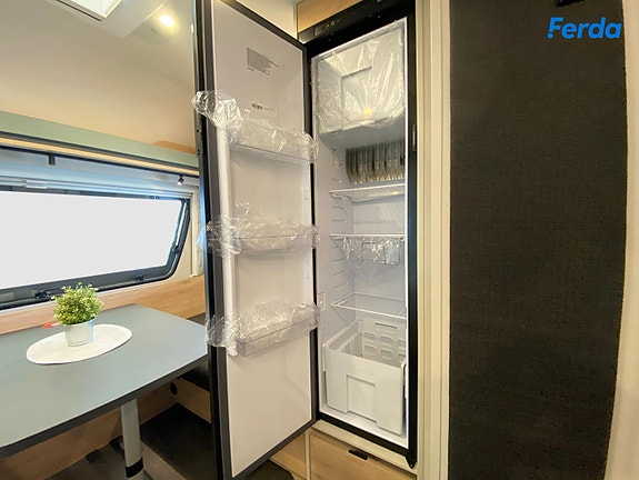 Dethleffs Camper 460 EL 7 of 17
