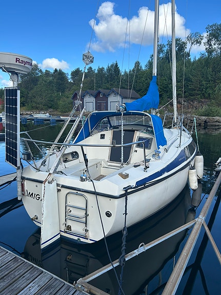 Maxi 84 3 of 30