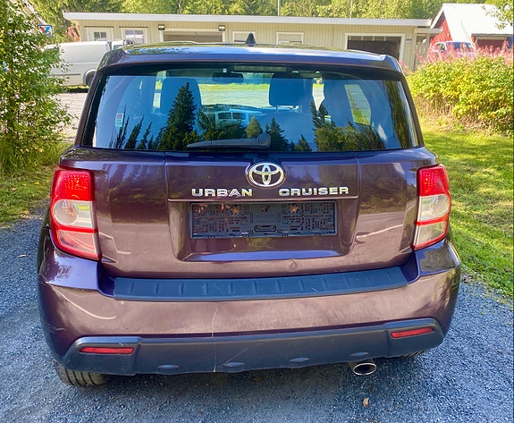 Toyota Urban Cruiser 6 of 18