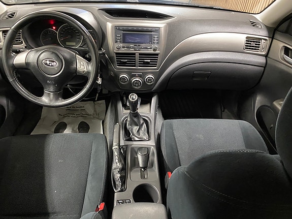 Subaru Impreza 15 of 19