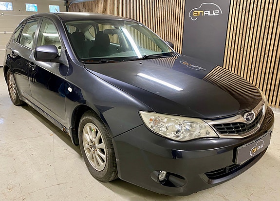 Subaru Impreza 3 of 19