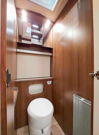 Hobby 720 KWFU Prestige 13 of 23
