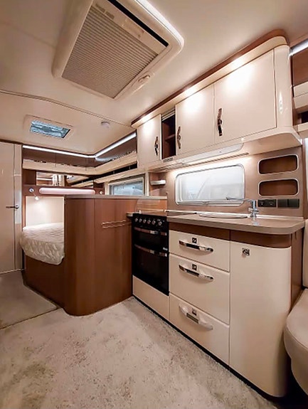Hobby 720 KWFU Prestige 21 of 23