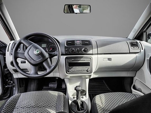 Skoda Fabia 11 of 22