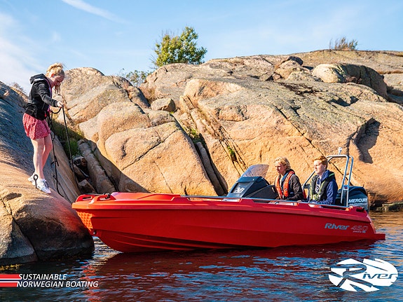 VI RYDDER ! GJØR ET KUPP RIVER 460 XR SORT MED SUZUKI 40 HK 7 of 30