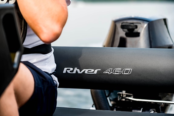 VI RYDDER ! GJØR ET KUPP RIVER 460 XR SORT MED SUZUKI 40 HK 21 of 30
