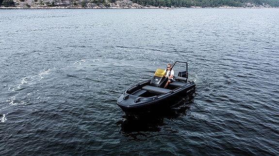 VI RYDDER ! GJØR ET KUPP RIVER 460 XR SORT MED SUZUKI 40 HK 23 of 30