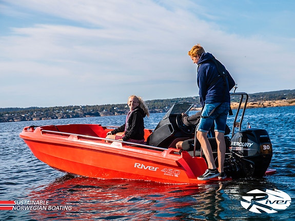 VI RYDDER ! GJØR ET KUPP RIVER 460 XR SORT MED SUZUKI 40 HK 2 of 30