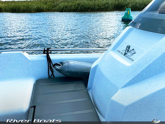 VI RYDDER ! GJØR ET KUPP RIVER 460 XR SORT MED SUZUKI 40 HK 3 of 30