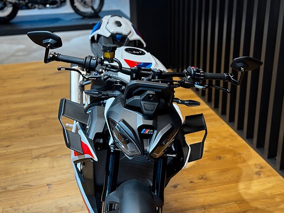 BMW M 1000 R - Kampanje! Spar 15 000 kr 4 of 9