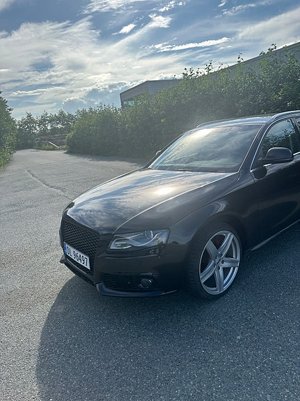 Audi A4 2 of 11