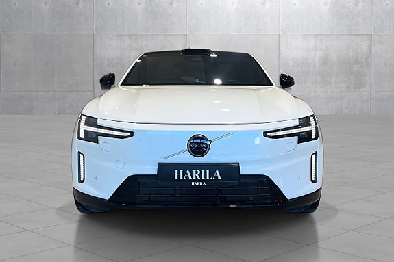 Volvo ES90 2 of 21