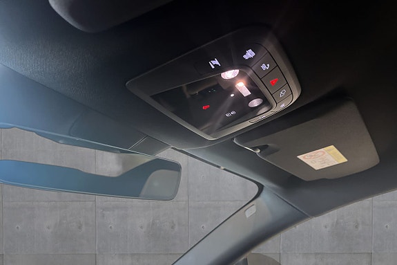 Volvo ES90 16 of 21