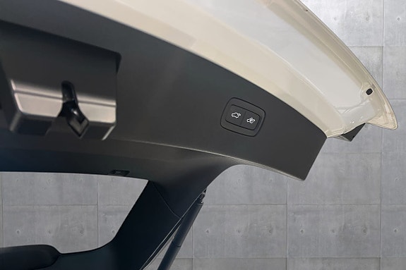 Volvo ES90 20 of 21