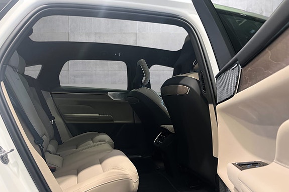 Volvo ES90 18 of 21