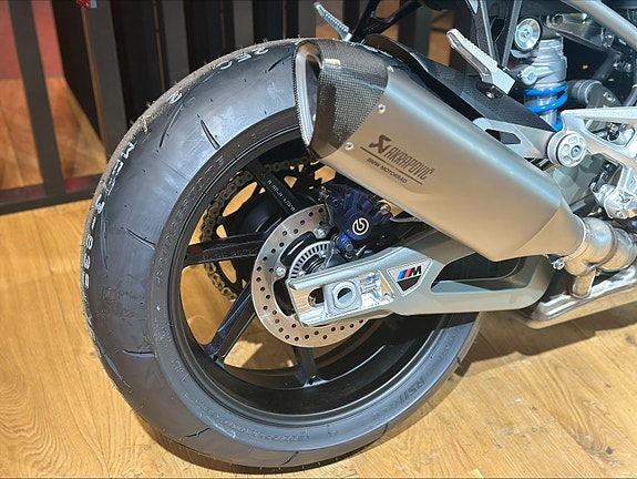 BMW M 1000 R - Kampanje! Spar 15 000 kr 4 of 17