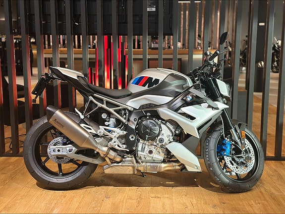 BMW M 1000 R - Kampanje! Spar 15 000 kr 2 of 17