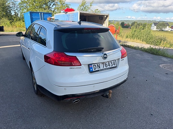 Opel Insignia 4 of 10