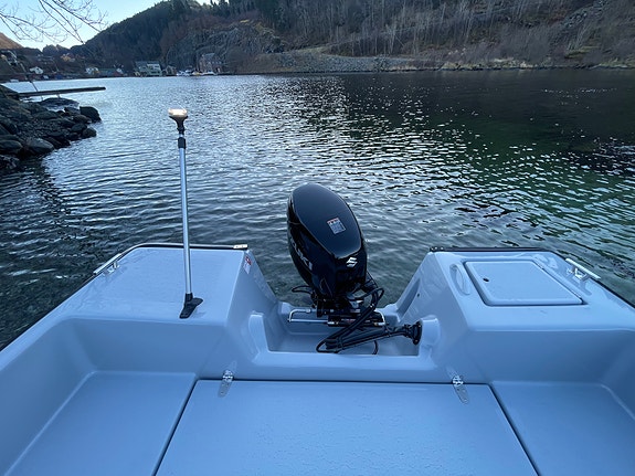 VI RYDDER ! GJØR ET KUPP HOBBY 555 FISK MED SUZUKI 60 HK  MED STOR UTSTYRS PAKKE 3 of 14
