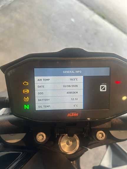KTM 1290 Super Duke R 11 of 19