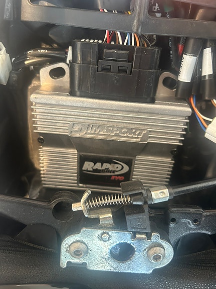 KTM 1290 Super Duke R 6 of 19