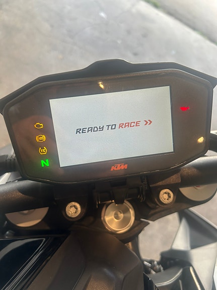KTM 1290 Super Duke R 7 of 19