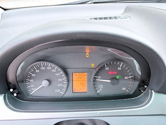 Mercedes-Benz Vito 111 7 of 24
