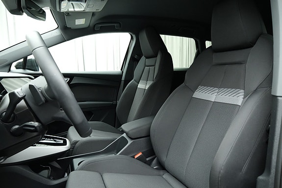 Audi e-tron 17 of 30
