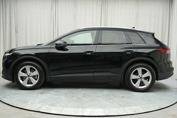 Audi e-tron 16 of 30