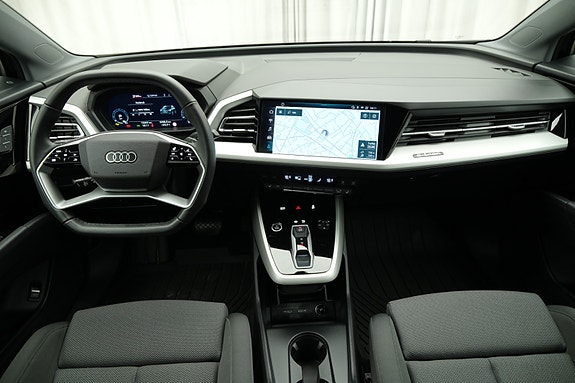 Audi e-tron 22 of 30