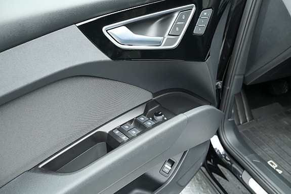 Audi e-tron 20 of 30