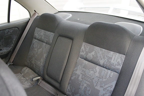Mitsubishi Lancer 16 of 30