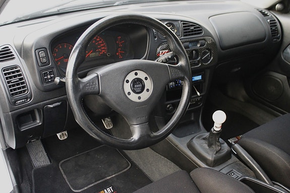 Mitsubishi Lancer 22 of 30