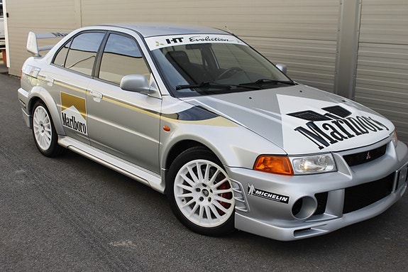 Mitsubishi Lancer 2 of 30