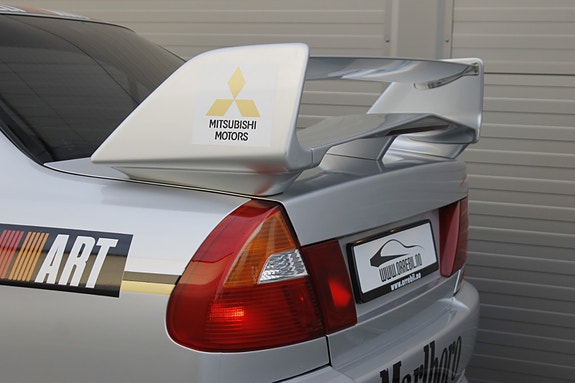 Mitsubishi Lancer 10 of 30