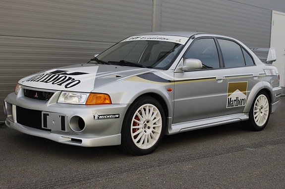 Mitsubishi Lancer 12 of 30