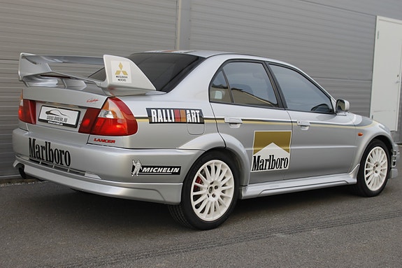 Mitsubishi Lancer 6 of 30