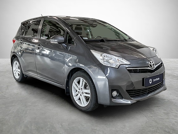 Toyota Verso-S 7 of 24