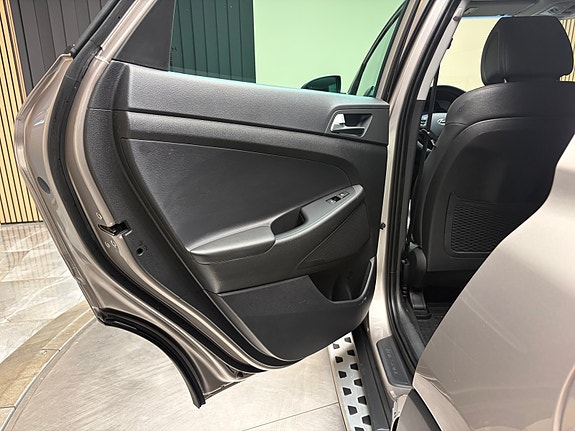 Hyundai Tucson 28 of 30