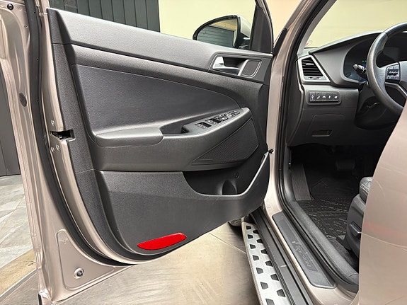 Hyundai Tucson 9 of 30