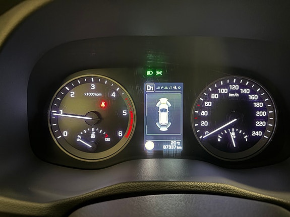 Hyundai Tucson 16 of 30