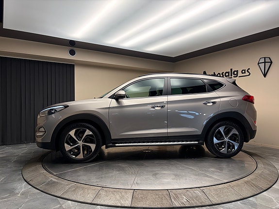 Hyundai Tucson 2 of 30