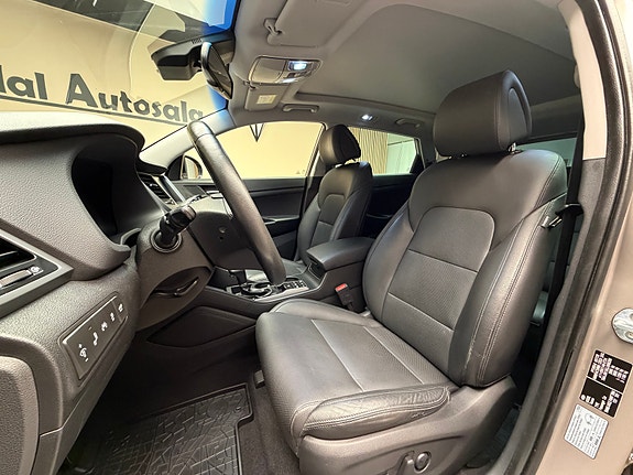Hyundai Tucson 15 of 30