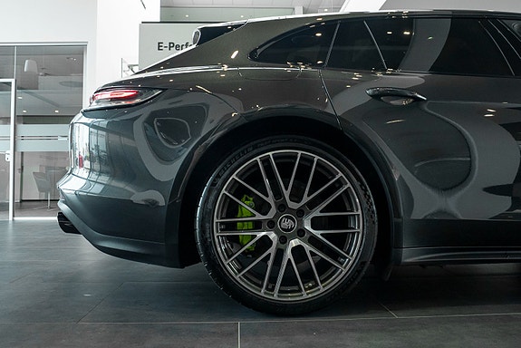 Porsche Panamera 11 of 28
