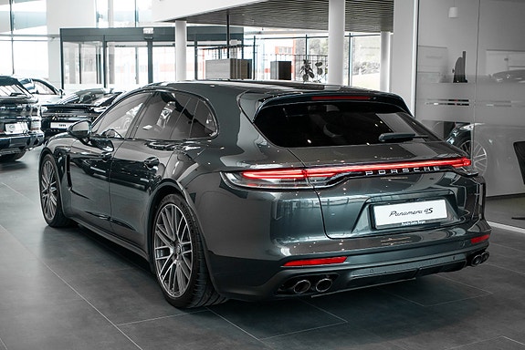 Porsche Panamera 7 of 28