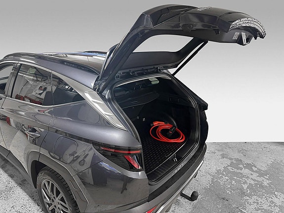 Hyundai Tucson 13 of 19