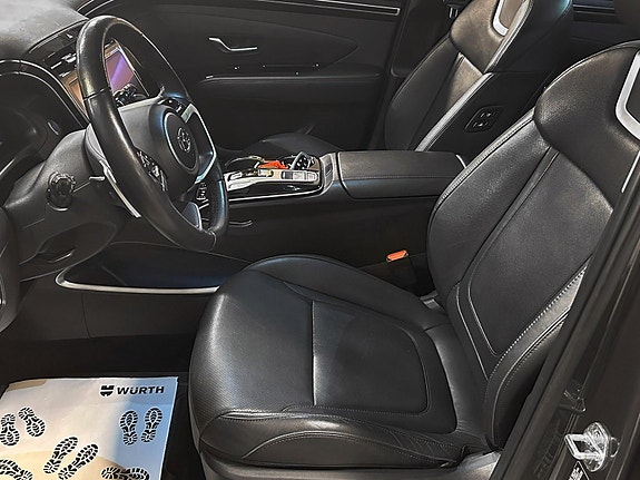 Hyundai Tucson 3 of 19